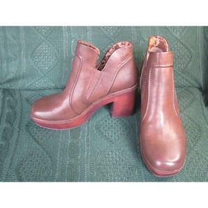 Kork-Ease US 8M NWOT brown clog platform heel